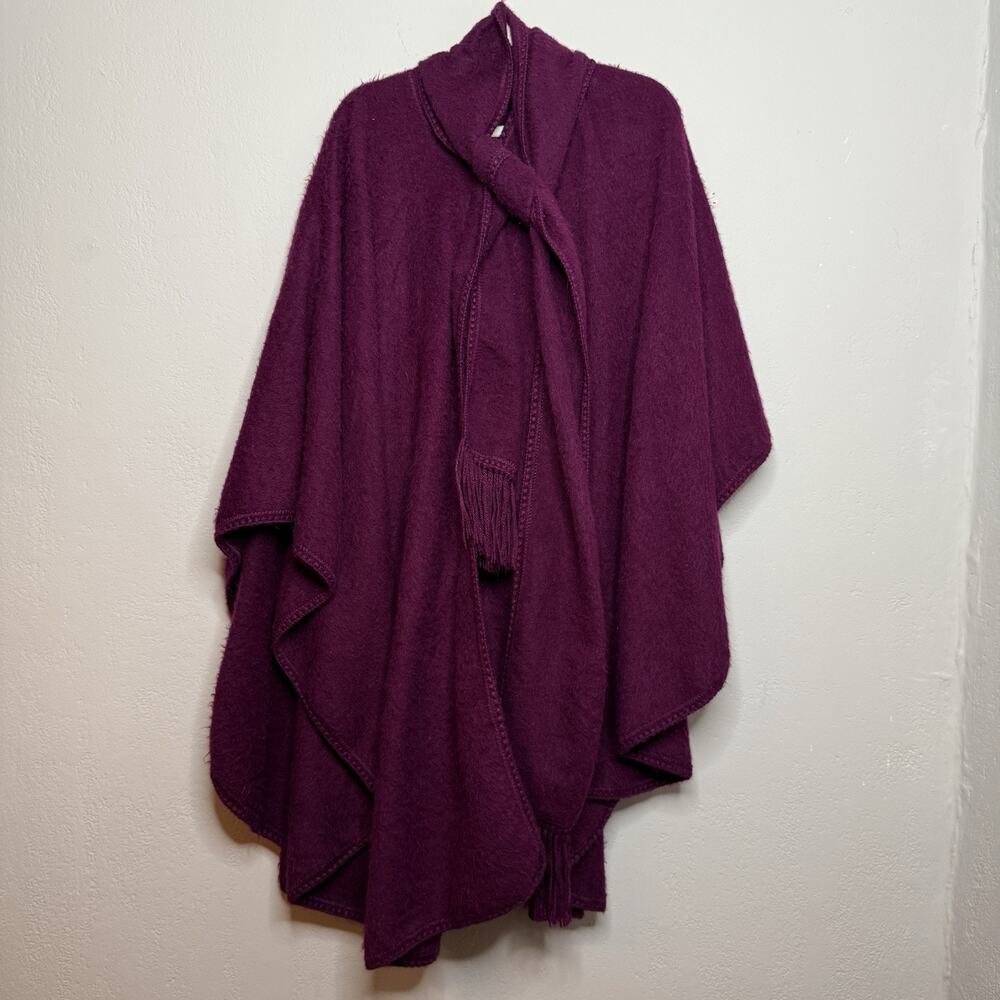 Capchatex Alpaca Poncho Cape Wrap with Scarf Made‎ in Peru Deep Purple One Size
